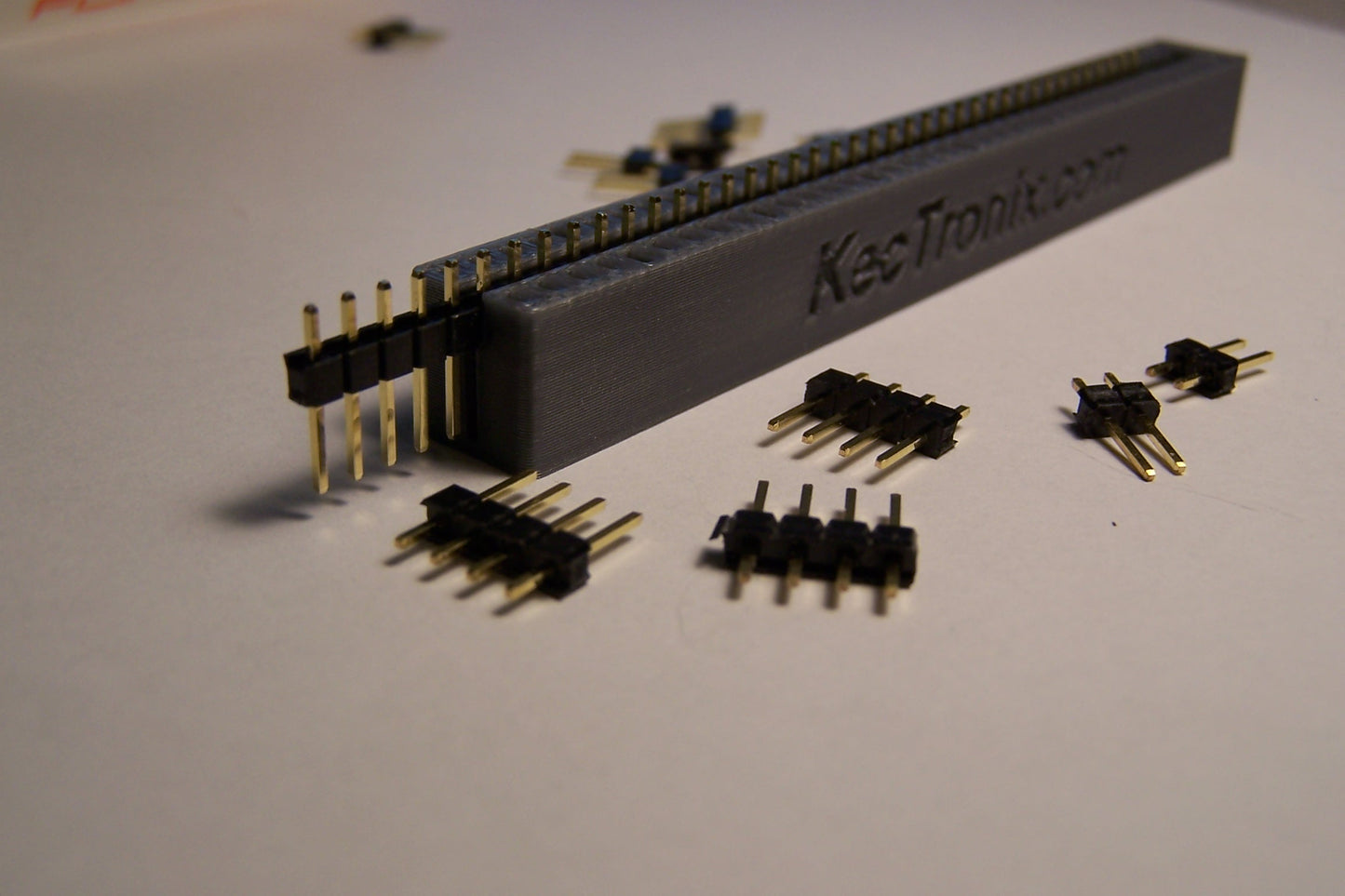 Single Row Pin Header Snapping Tool, 40 & 20 pin, 2.54mm 3D Printer File, FREE Download