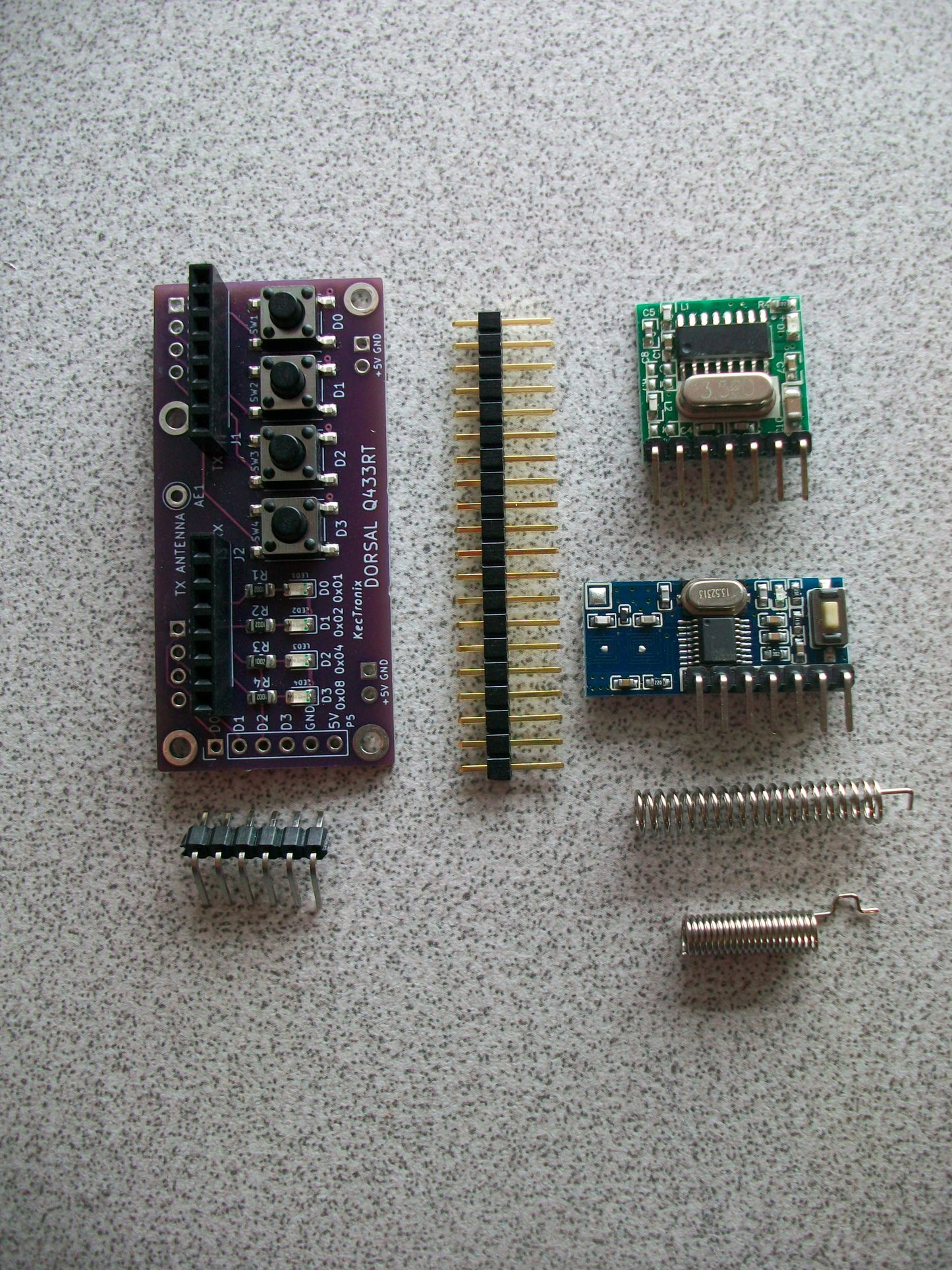 Dorsal Q433RT Dolphin daughterboard for testing 433Mhz Sub-GHz
